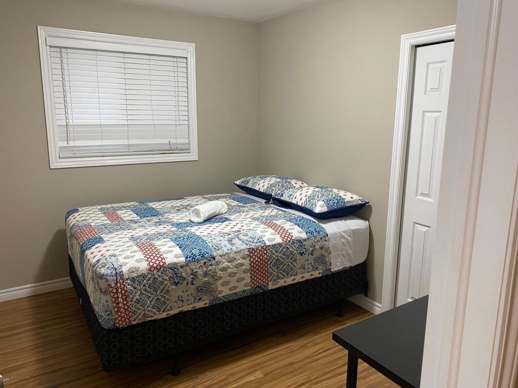 Comfy Rooms Stay - Unit 1 Kingston Buitenkant foto